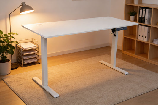 Avoltrix Electric Standing Desk 140x60cm, Height Adjustable Sit Stand Desk with 3 Memory Presets, 70kg Heavy Duty Ergonomic Computer Desk for Home Office (White)